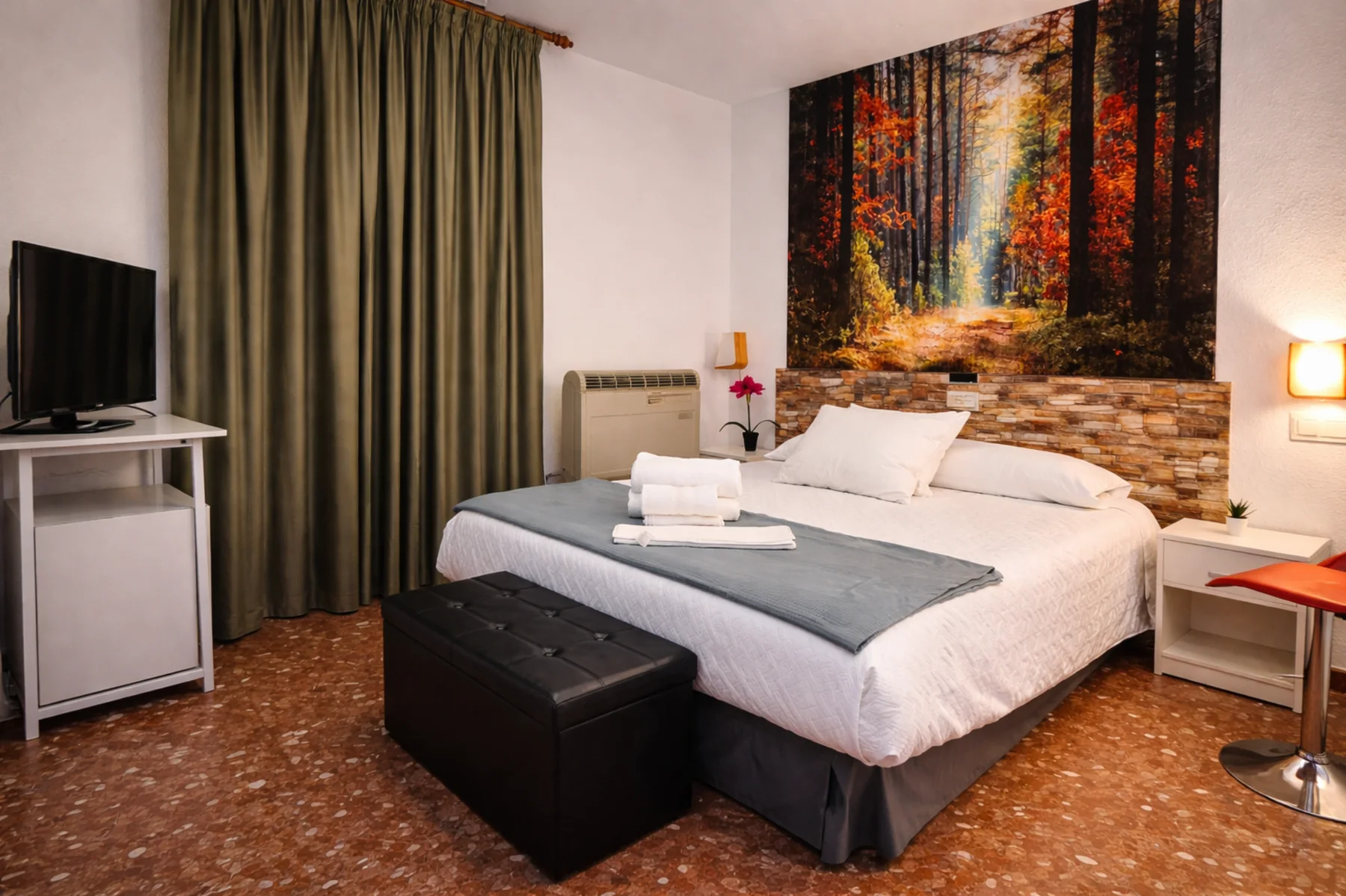 Habitación amplia del Hotel Al-Ándalus Peal