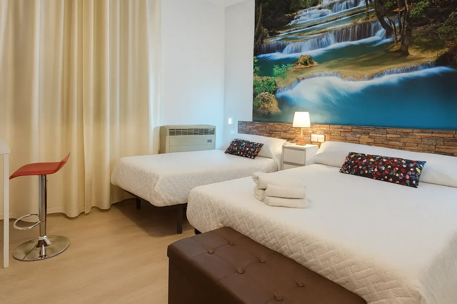 Habitación triple del Hotel Al-Ándalus Peal